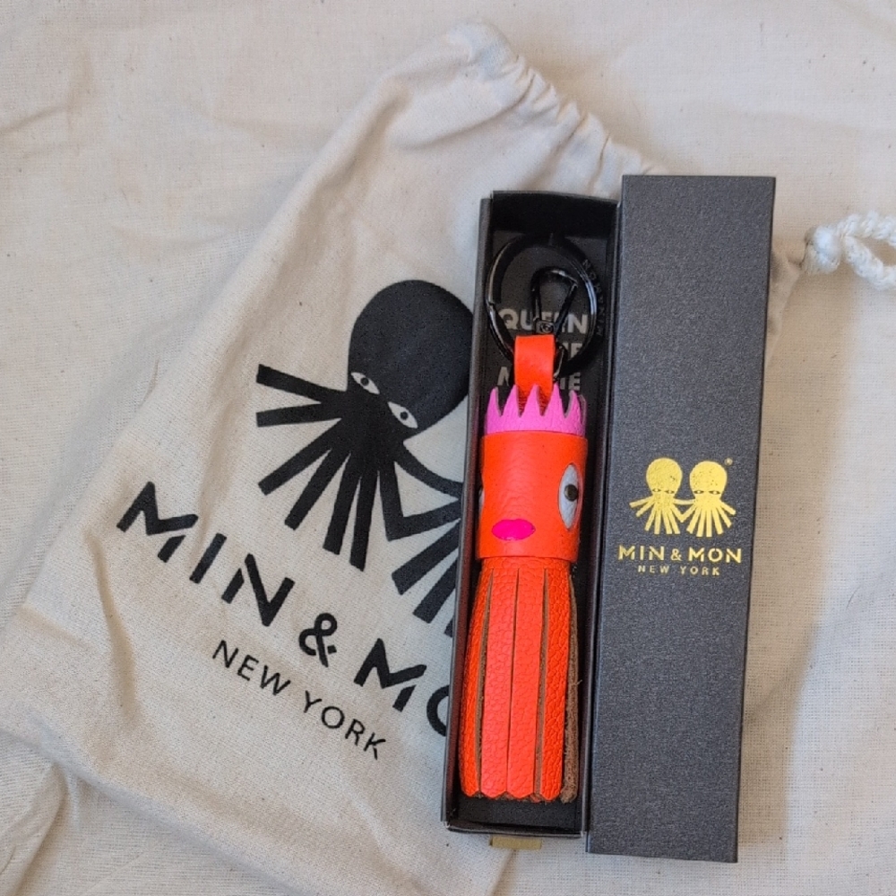 New In Box Min & Mon Queen Callie Marie Neon Orange Leather